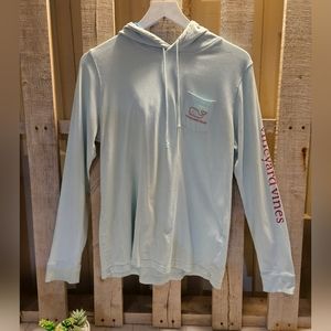 Vineyard vines hooded medium
